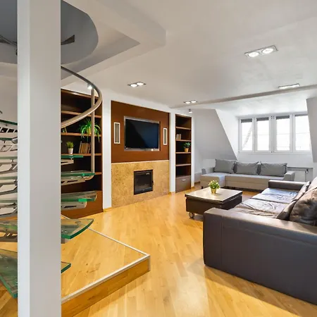 Close-3 Floor Luxury - Center - 150 M2 - Old Town - Downtown View - Piwna Apartment