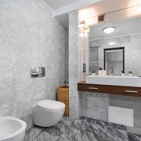 Close-3 Floor Luxury - Center - 150 M2 - Old Town - Downtown View - Piwna Appartement